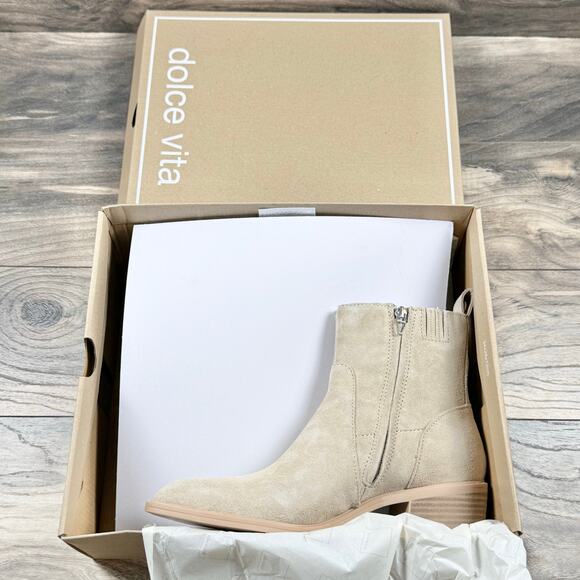NIB Dolce Vita Bryson Lt Taupe Suede Booties 9M - Picture 8 of 9